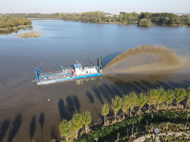 Dalgıç Pompalı Tarama Gemisi, Kum Kesici, Daha Derin Tarama İçin Emme Tarama Gemisi